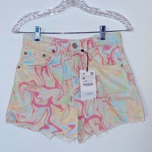 NEW WITH TAGS High Waist Zara Marble Denim Shorts Size 4